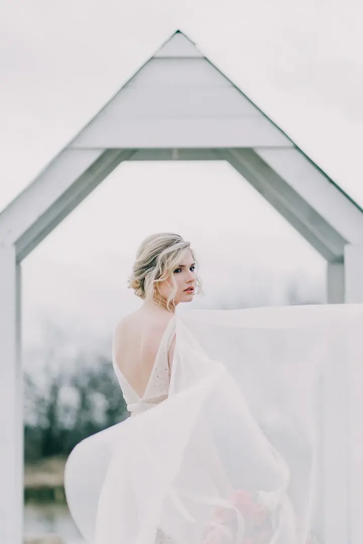 Mariée mouvement robe tulle extérieur - Photographe destination wedding Texas