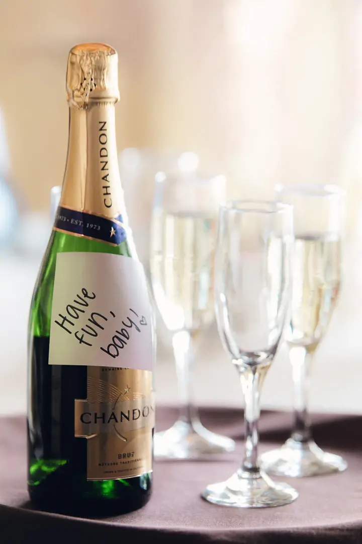 Wedding photographer - Champagne note personnalisée