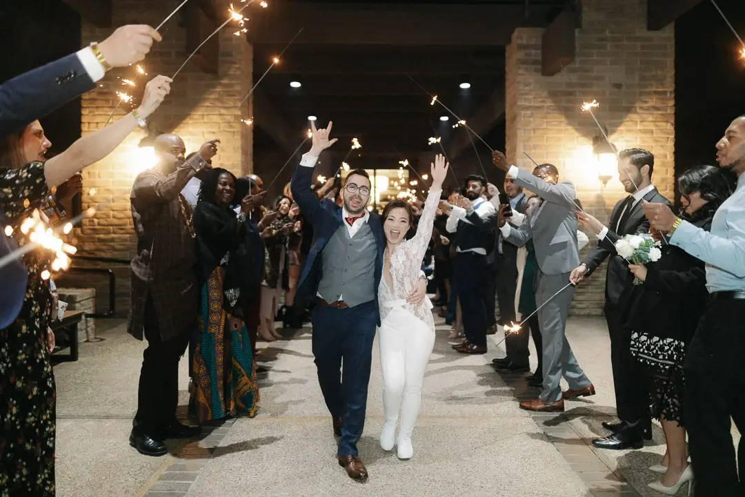 Wedding photography - Sortie haie honneur étincelles Dallas